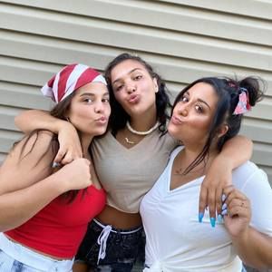 Meet your Posher, Allison